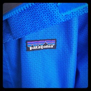 Men’s Patagonia Snoshot waterproof shell jacket.